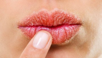 lips_glamour_5feb18_istock-506132985_l