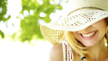 caucasian-woman-sun-hat